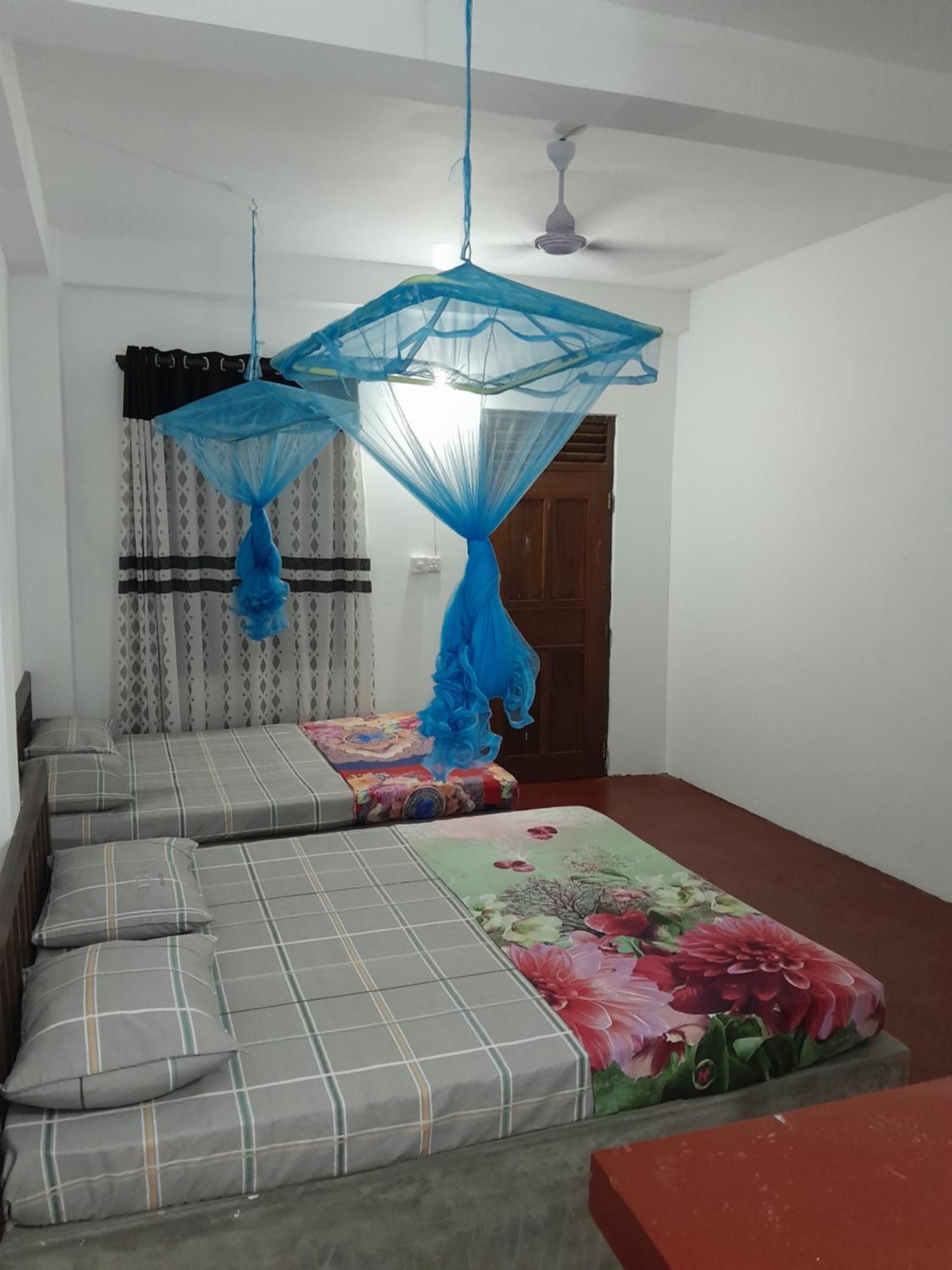 Villa 64 Katunayake Room photo